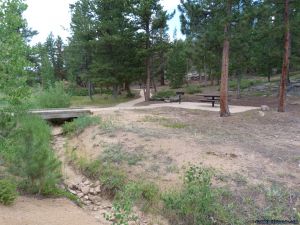 camp-out-colorado-bellaire-lake-day-use-creek