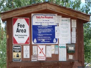 camp-out-colorado-bellaire-lake-sign