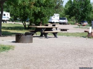 camp-out-colorado-carter-lake-green-camp-site