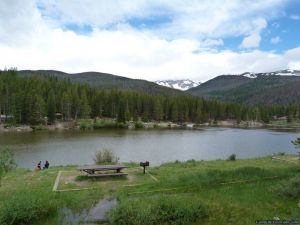 camp-out-colorado-chambers-lake-campground-picnic