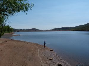 camp-out-colorado-flatirons-reservoir-shore-fishing