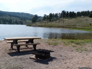 camp-out-colorado-pinewood-camping-at-the-lake