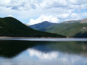 Camp-out-colorado-turquoise-lake-morning