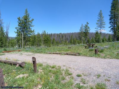 campoutcolorado-meadows-campground-rabbit-ears-camper-campsite