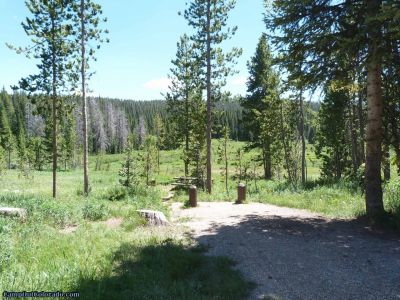 campoutcolorado-meadows-campground-rabbit-ears-edge